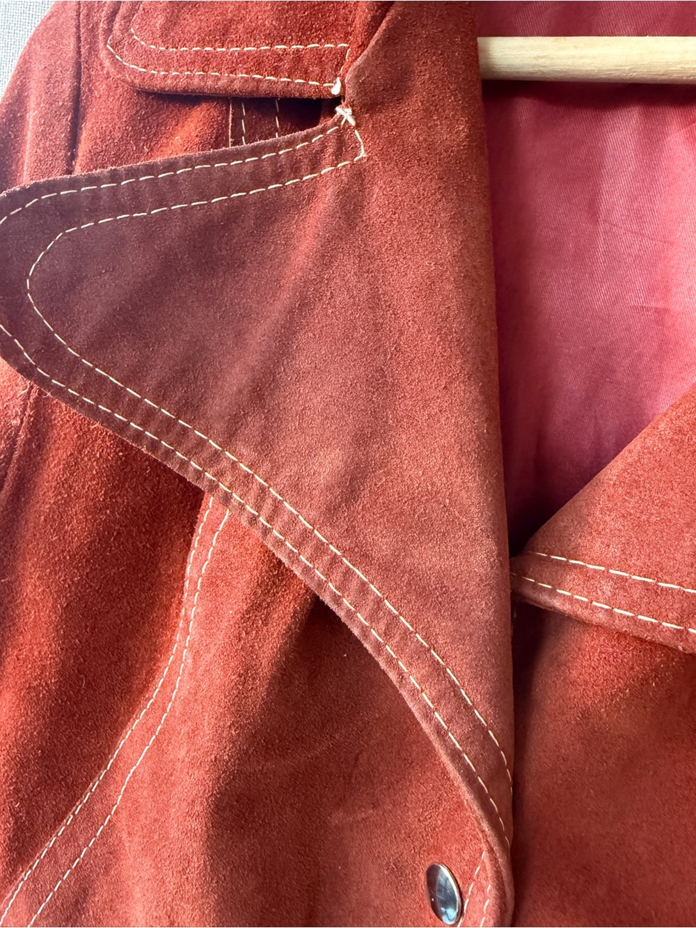 Women’s Rust Suede Button-Front Jacket - Picture 5 of 12
